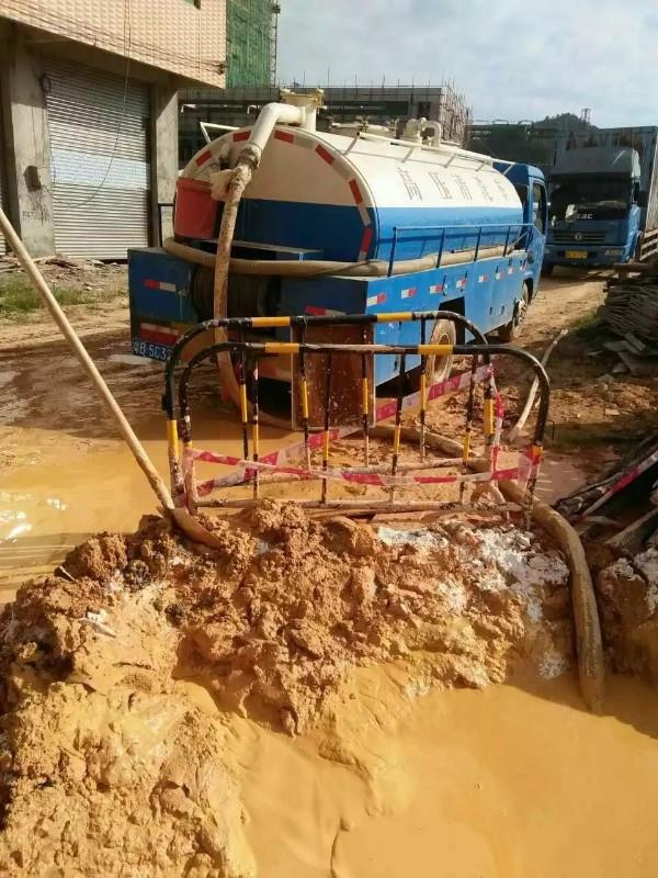 湾岭镇工地淤泥清淤